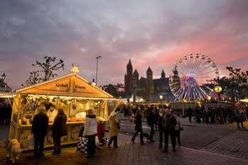 Hotel Saillant Centre 3*
